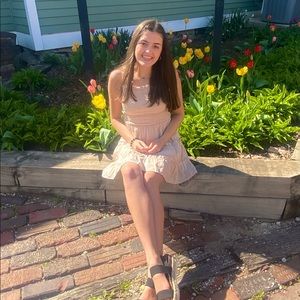 Meet your Posher, Abbie